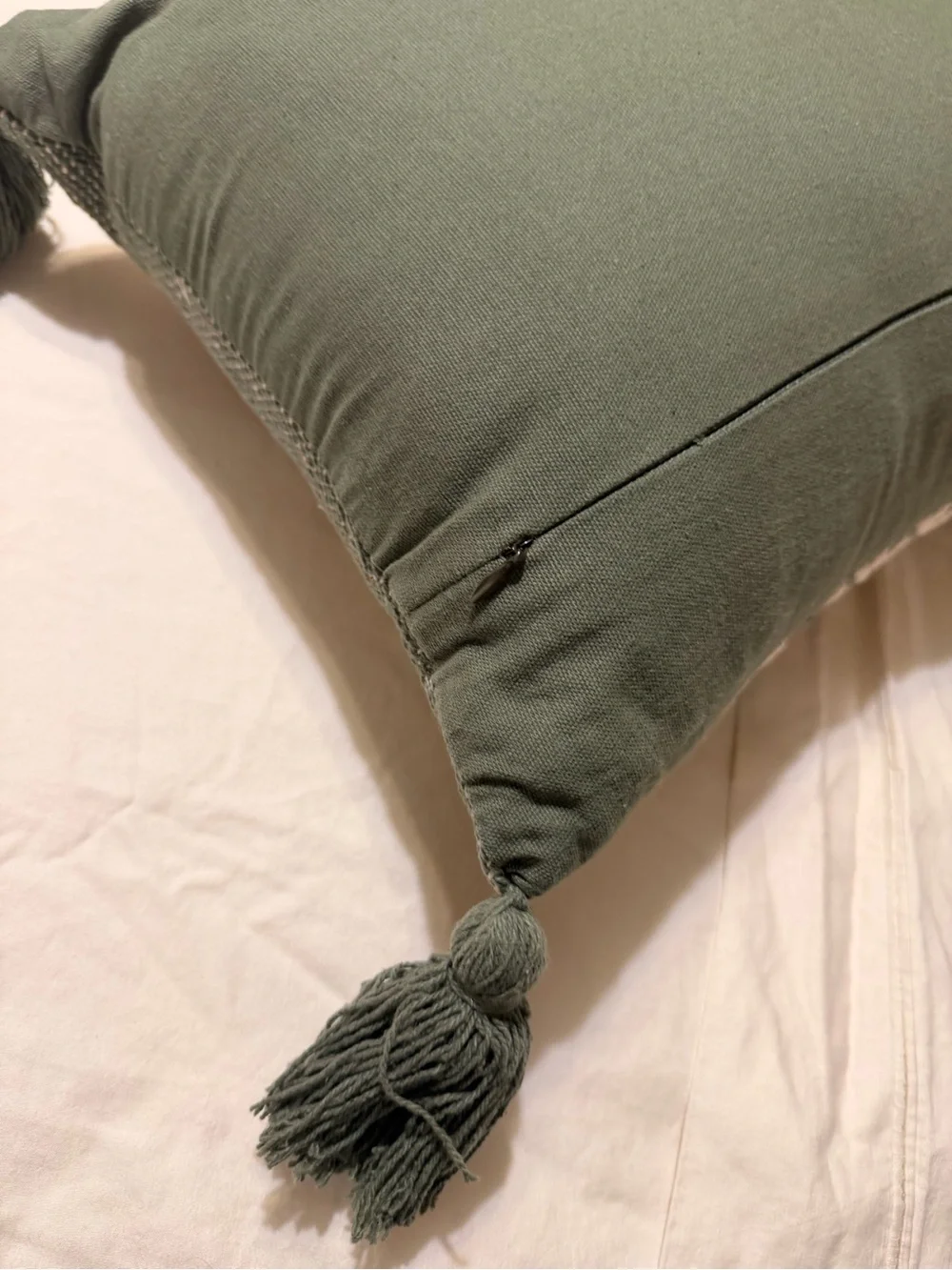 Secret Celebrity woven decorative